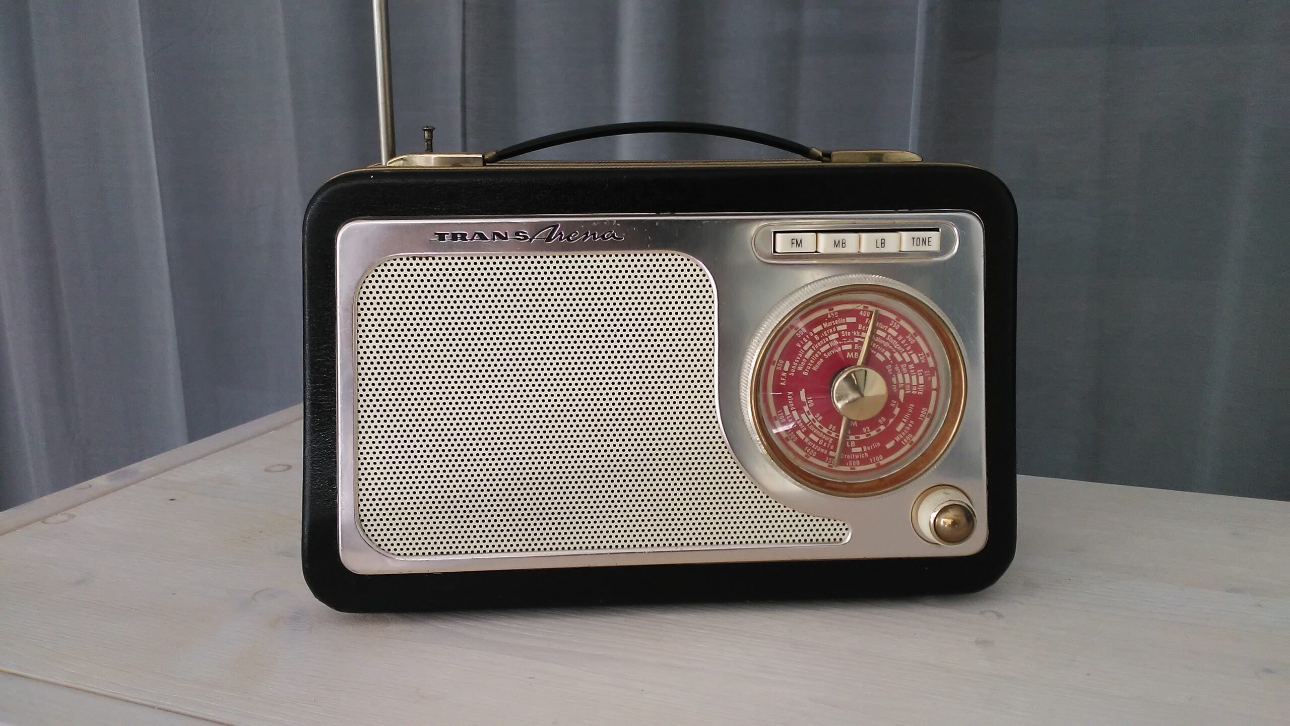 Radio a batterie TransArena PA9 FM